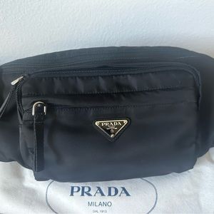 Prada Belt / Waist Bag Tessuto Nero/ Black Nylon